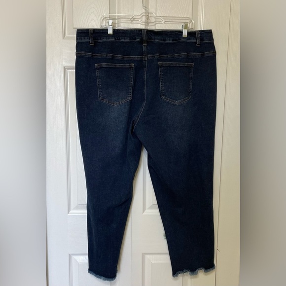 NWOT never worn Slimsations by Multiples cropped denim Women’s Plus Size 20W - Picture 8 of 12
